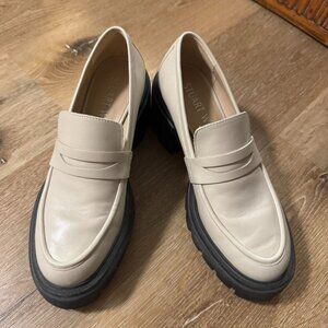Stuart Weitzman 60mm Soho Loafers Lug Sole in Dune Cream Chucky Loafers size 6.5